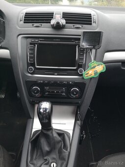 ŠKODA OCTAVIA II FACELIFT RS LOOK TDi 2012/06 SERVIS - 10