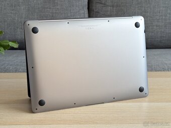 13" MacBook Air M1 - 8GB RAM/128GB SSD, TOP STAV, 100% BAT - 10
