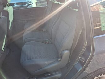VW Sharan 1,9 TDi - 7 míst - 10