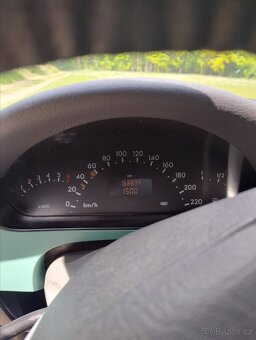 Mercedes Benz A160 1.6 benzín - 10