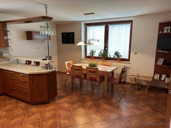 Samostatně stojící rodinný dům ve městě Kuřim, Brno - venkov - 10