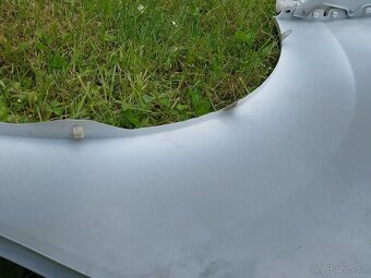 Nissan NV200 : Blatník bílý pravý - 10