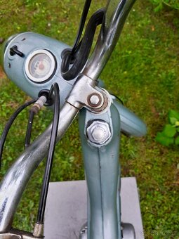 Jawetta 551 (1960) – pojízdná, pěkná patinovka + revma plech - 10