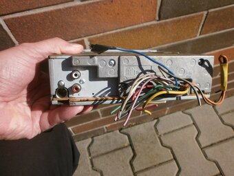 Autorádio PANASONIC CD+MP3+AUX odklápěcí panel. - 10