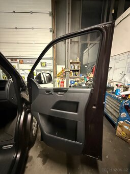 Volkswagen Multivan T5.1 103kw - 10