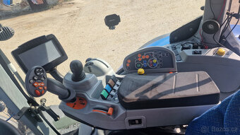 PRODÁM TRAKTOR NEW HOLLAND T7.270 - 10