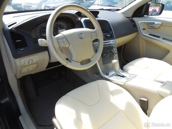 Prodám Volvo XC60, 2.4 D5 136kw 4x4 Automat Tažné - 10