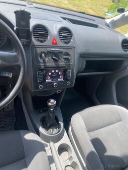 Volkswagen caddy 2,0 tdi 103 kw rv 2010 - 10