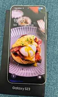 Samsung Galaxy S23 8/256GB - 10