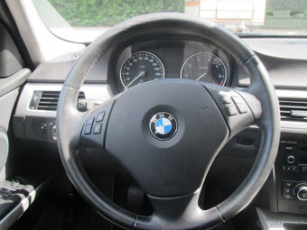 BMW 318 i - 10