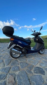 Skútr Daelim NS125 - 10