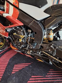 Yamaha R1, rok 2008 okruhovka - 10
