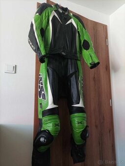 Komplet -dvoudílna dámská kombinéza, boty, helma - 10