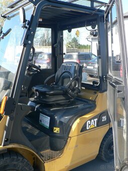 CATERPILLAR DP 25 NT diesel ,najeto 6653 Mth - 10