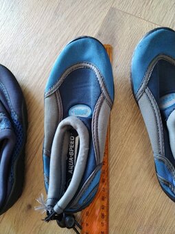 Kraťasy a boty do vody - 10