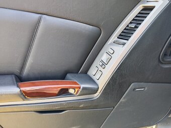 CADILLAC XLR  luxusní kabriolet cabrio  žehlička - 10