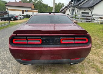 Dodge Challenger 3.6 GT AWD - 10