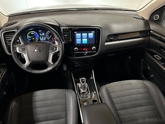 Mitsubishi Outlander 2.4i 4WD PHEV Business Edition - 10