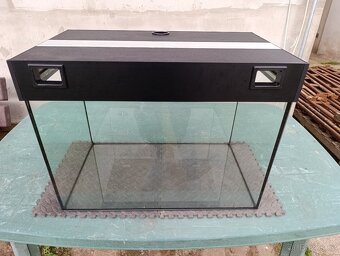 Akvarijní sestava - 10