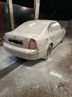 Škoda Superb 1.9 96 kw - 10