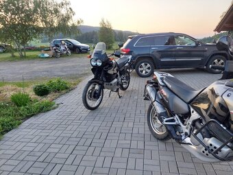 Honda XRV 750 AFRICA TWIN RD07 - 10