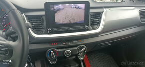 PREDAM KIA STONIC - 10