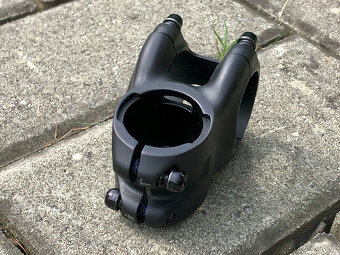 Představec Bontrager Line Pro - 35,0 / 0° - Blendr - černý - 10