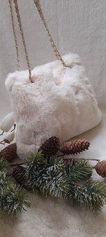 Shein copánkové svetrové mini šaty - 10