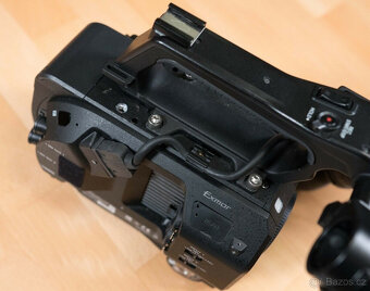 Videokamera Sony PXW-FS7 - černá, pouze 348 hodin - 10