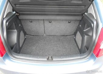 Škoda Fabia 1,2 HTP benzín - 10