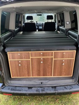 Volkswagen VW T5 Multivan Highline 2.5 TDI 96kW 4x4 - 10