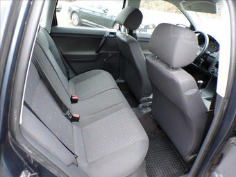 Volkswagen Polo 1,2 12V KLIMA-HNED ODJÍŽDÍTE - 10