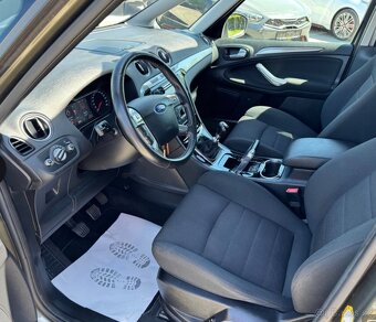Ford S-Max 2,0TDCi 120kW Titanium - 10
