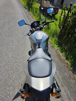 Kawasaki Z 1000 - 10