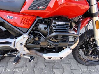 Moto Guzzi V 85tt - 10