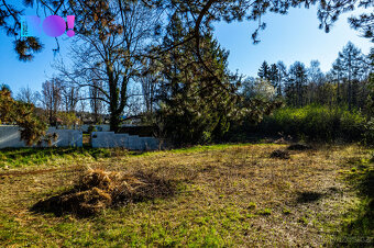 Prodej stavební parcely se schváleným projektem rodinného do - 10