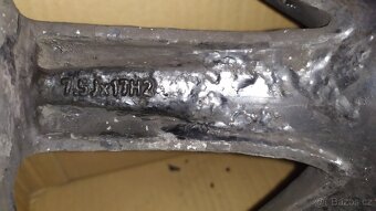 ALU  kola 5x112 r17, 7,5 j VW Passat - 10