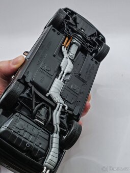 BMW E34 535i 1:18 Minichamps - 10