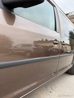 WV Caddy maxi 7 míst - 10