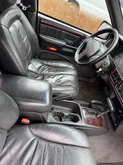 Jeep ZJ 5.9 - 10