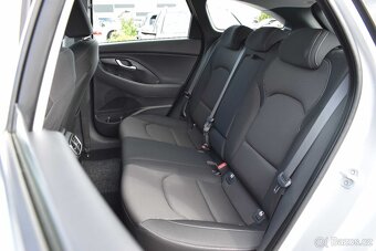 Hyundai i30 1.6 CRDi STYLE 2xPNEU AUTOMAT ČR - 10