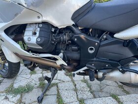 Moto Guzzi Norge 1200 - 10