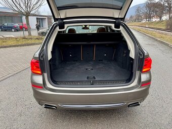 BMW 540i xDrive, 250kw, Individual, 2019 - 10
