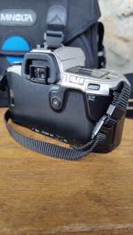 Minolta Dynax 505si Super + 2× objektiv - 10