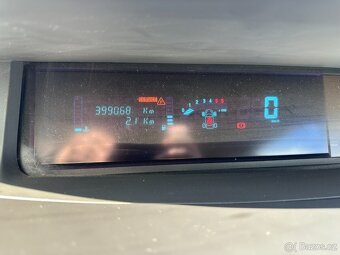 Renault Grand Espace IV 2.0dCi - 10