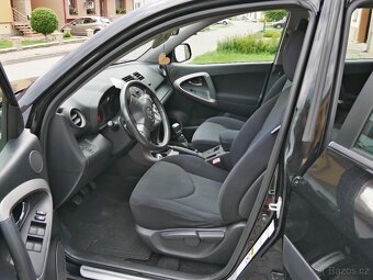 TOYOTA RAV4 - 10