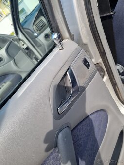 Škoda Octavia 1.6 MPI - 10