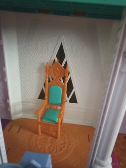 Ledové království Frozen Velký hrad Arendelle - 10