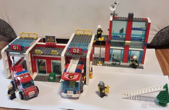 🚒 LEGO City 7208 – Hasičská stanice - 10