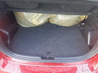 Toyota Yaris 1.3 VVT-i, 73 kW, r. v. 2016 SELECTION - 10